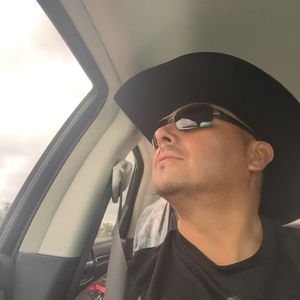 Meet your Posher, Chavez